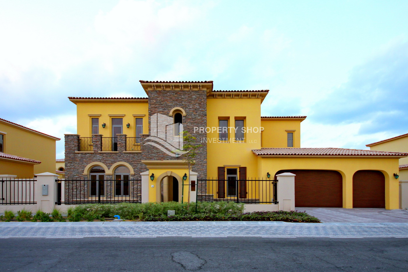 5br Executive Villa for Sale with Golf View! Rent Refund